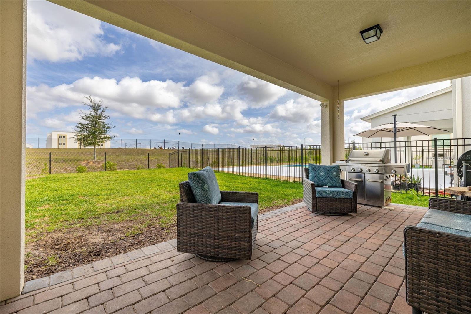 Image 55 of 86 For 18339 Oliver Twist Way