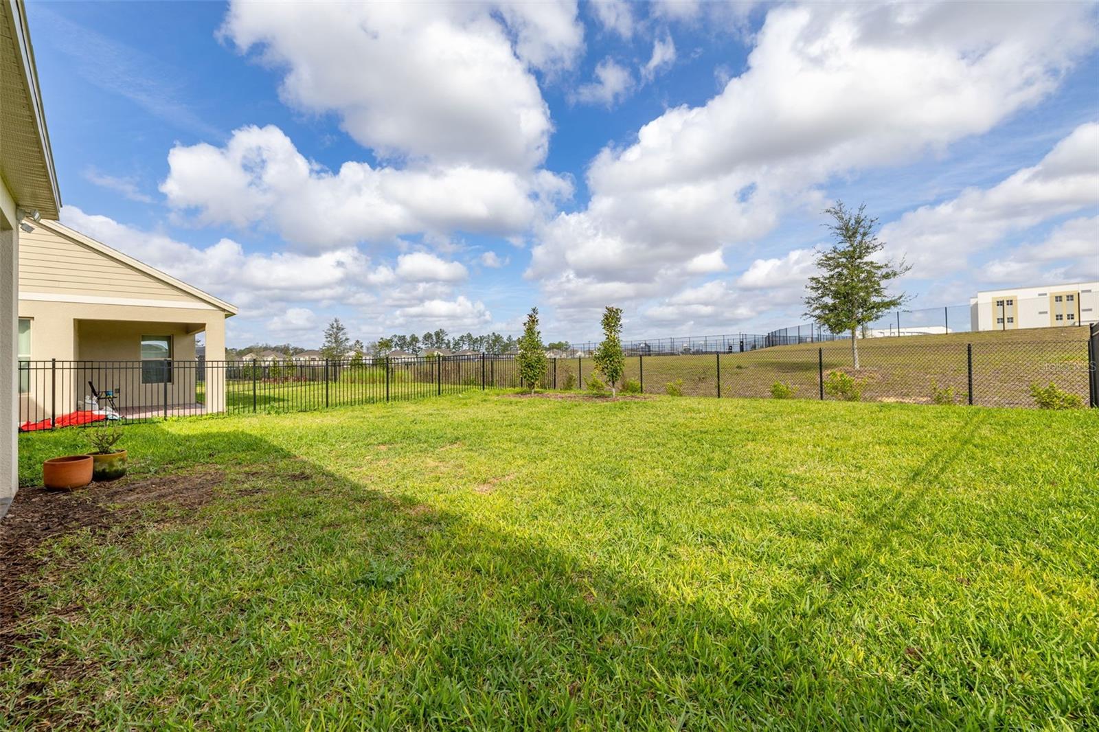 Image 56 of 86 For 18339 Oliver Twist Way