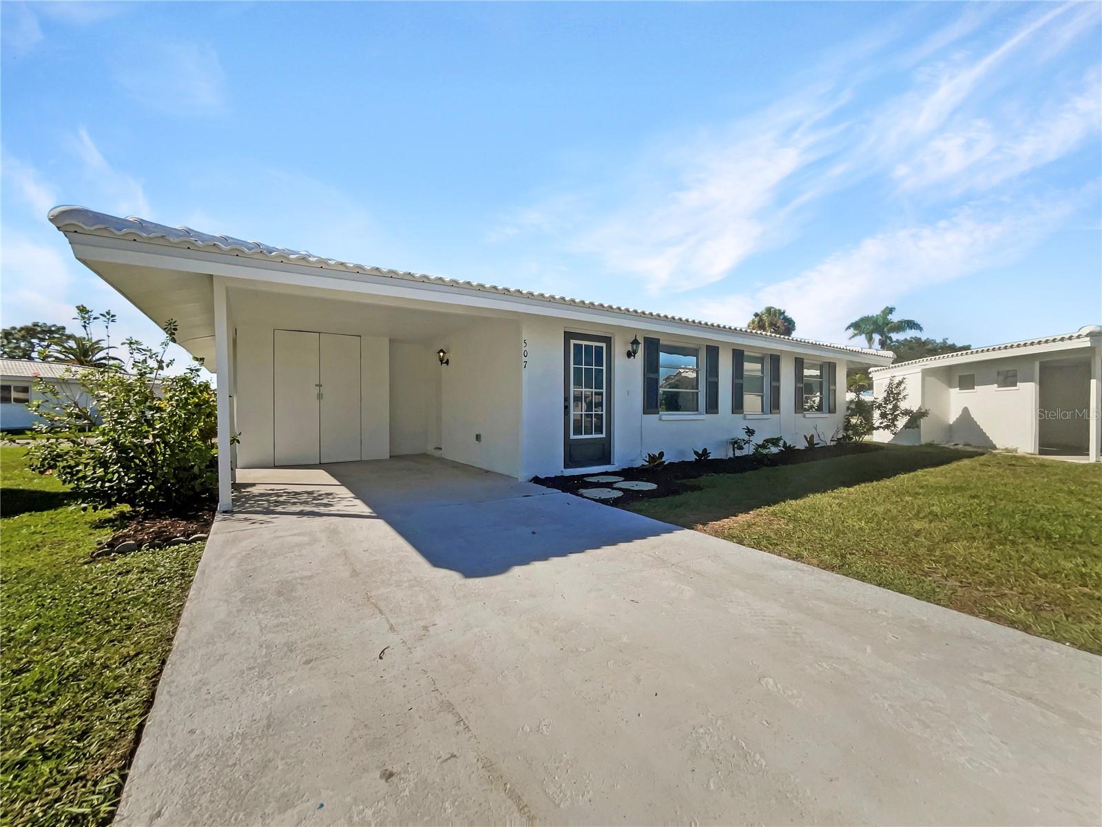 Image 21 of 22 For 507 Circlewood Drive O2