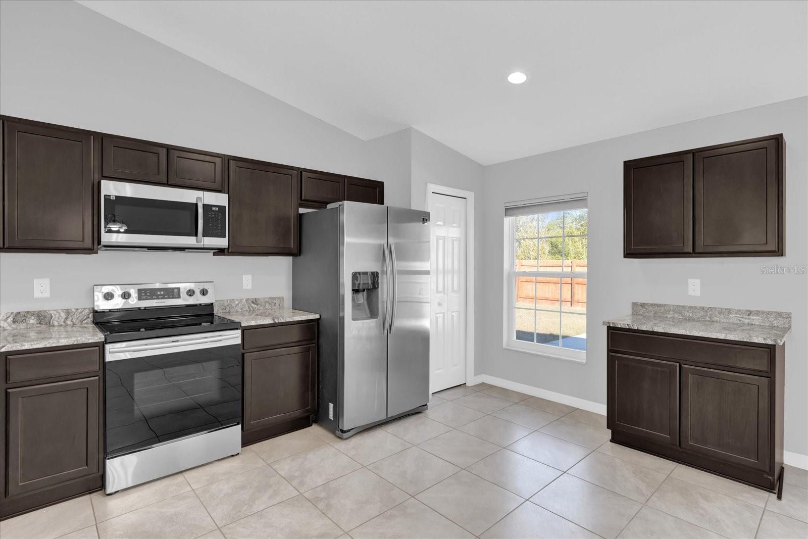 Image 11 of 26 For 13258 Sw 29th Cir