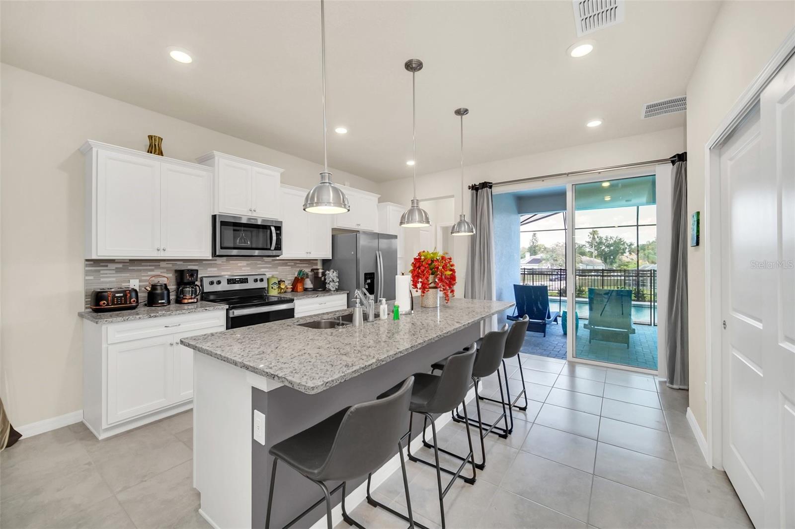 Image 14 of 61 For 3811 Lana Avenue
