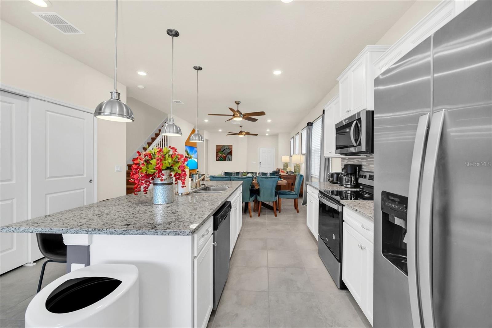 Image 17 of 61 For 3811 Lana Avenue