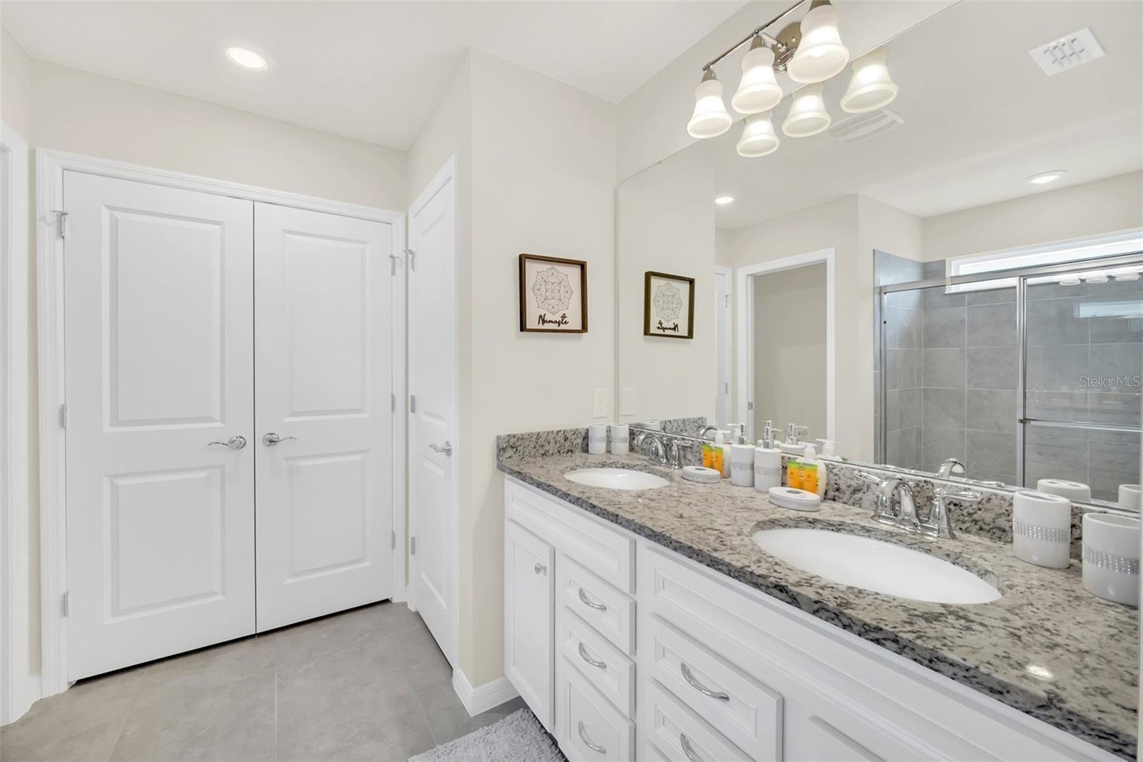 Image 33 of 61 For 3811 Lana Avenue