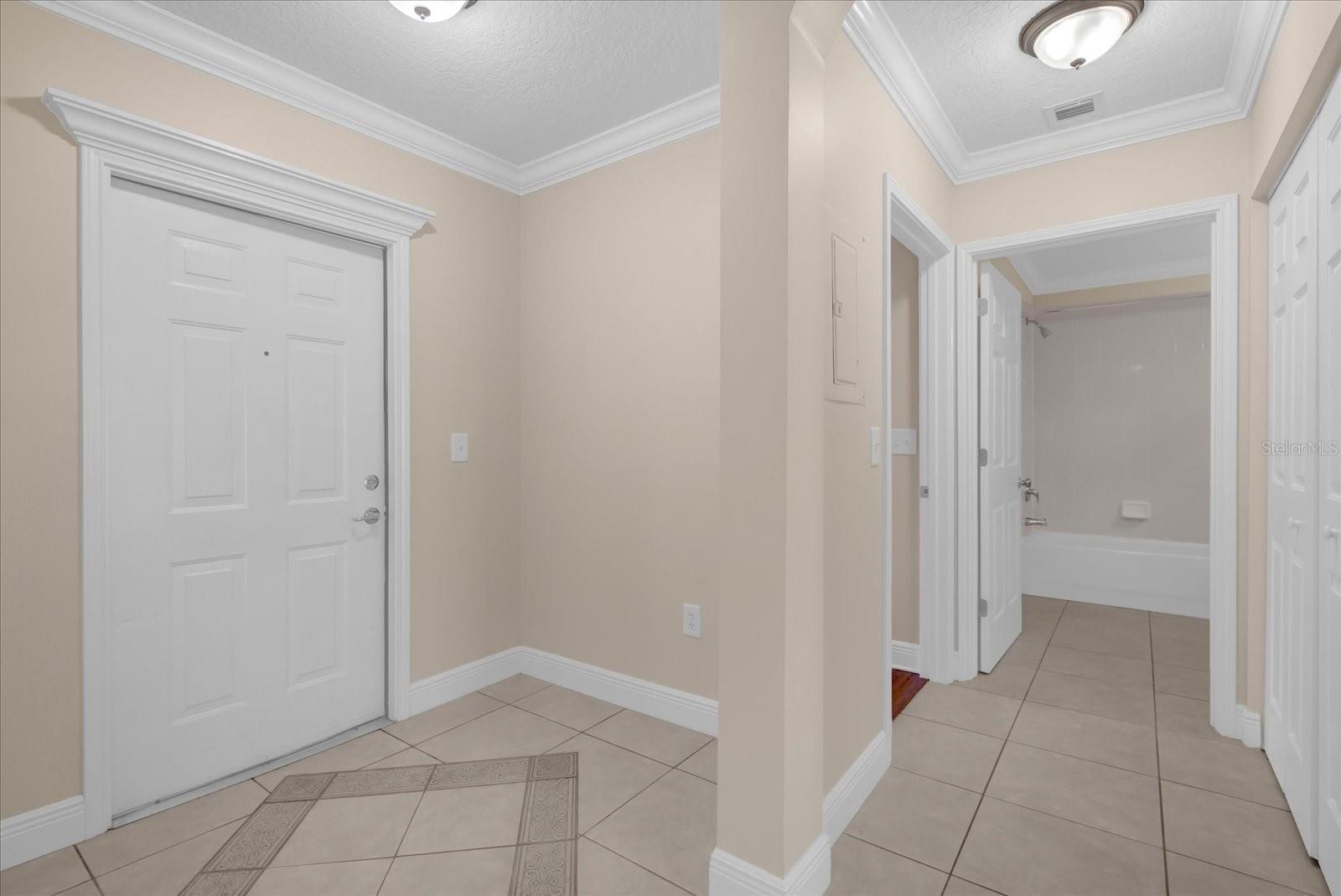 Image 3 of 28 For 706 Westpark Way 203