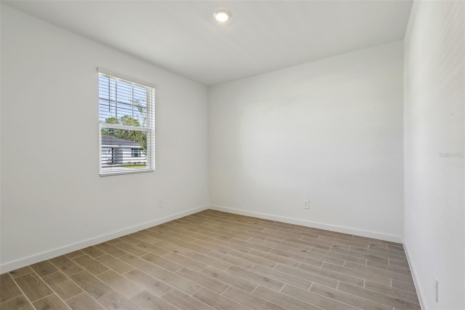 Image 15 of 33 For 25 Ararat Drive