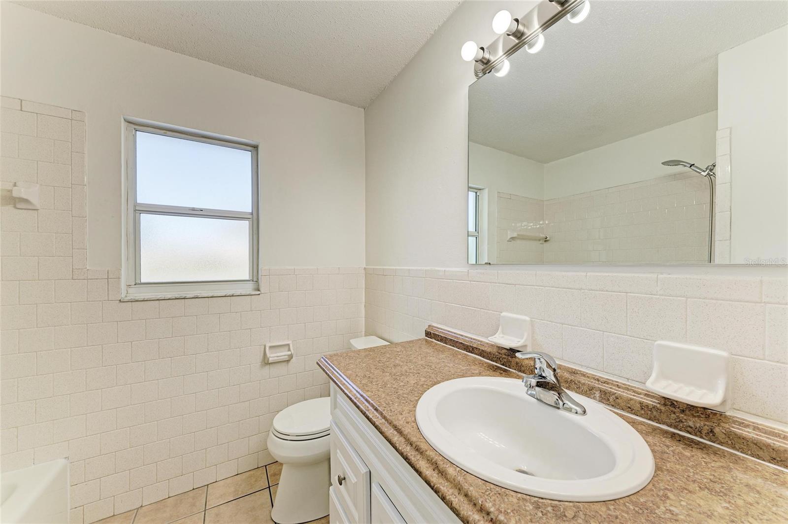 Image 13 of 22 For 408 43rd Street Boulevard W