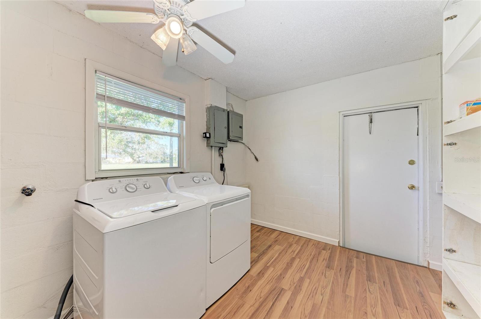 Image 16 of 22 For 408 43rd Street Boulevard W