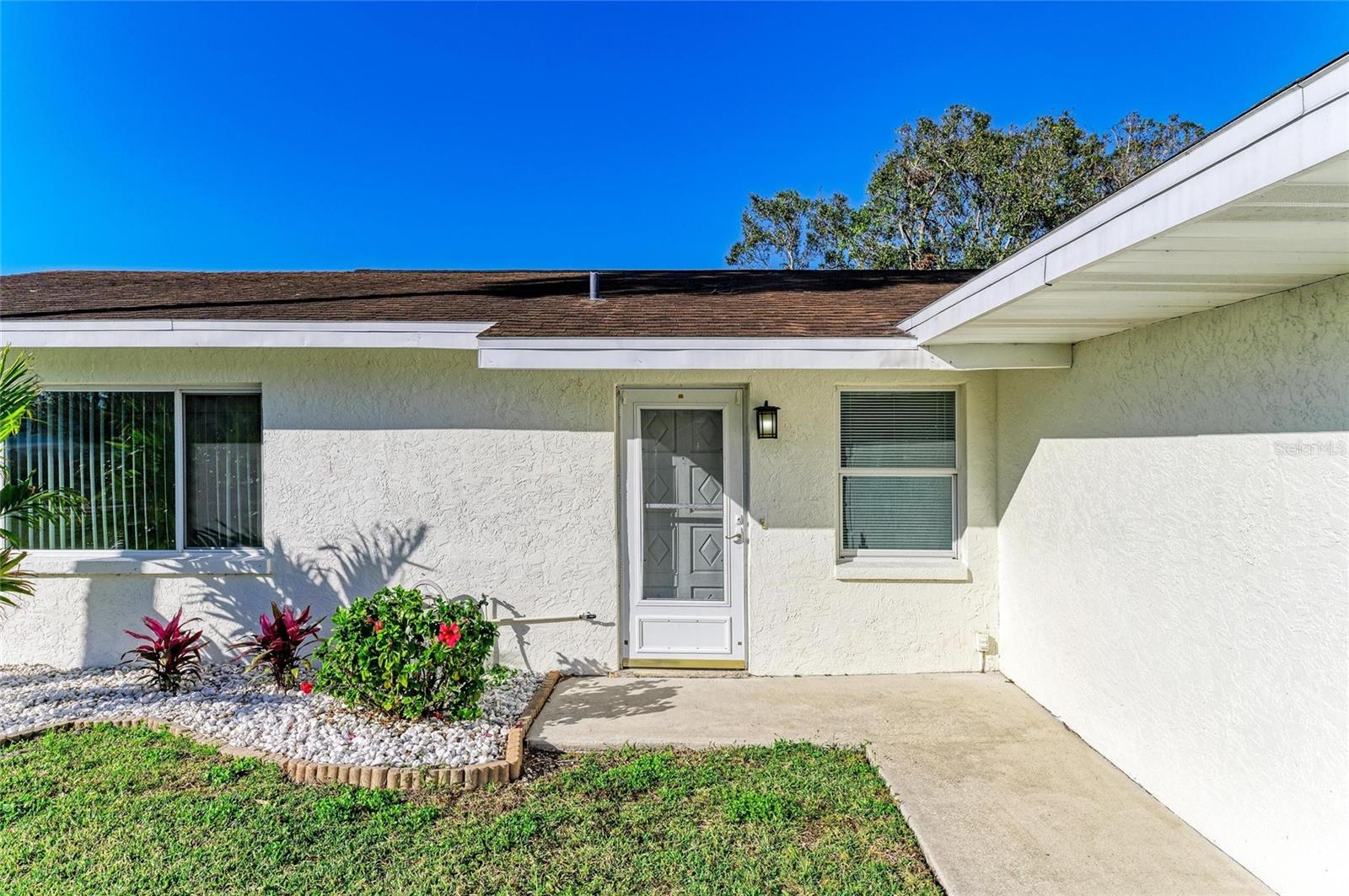 Image 3 of 22 For 408 43rd Street Boulevard W