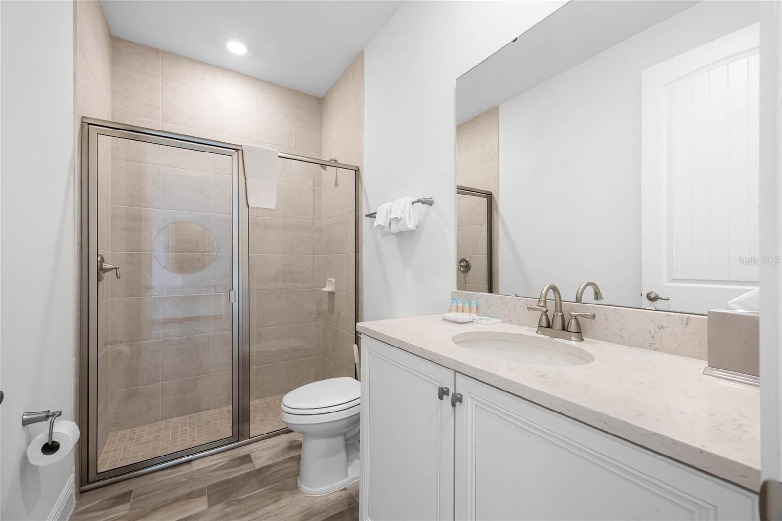Image 42 of 86 For 8179 Coconut Place