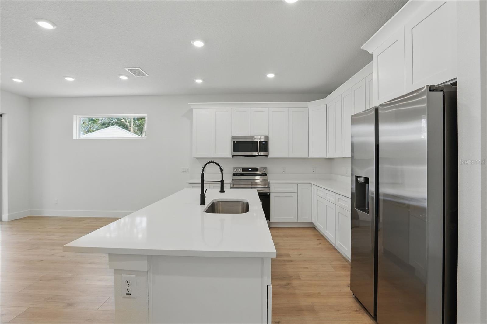 Image 6 of 40 For 355 Anderson Drive