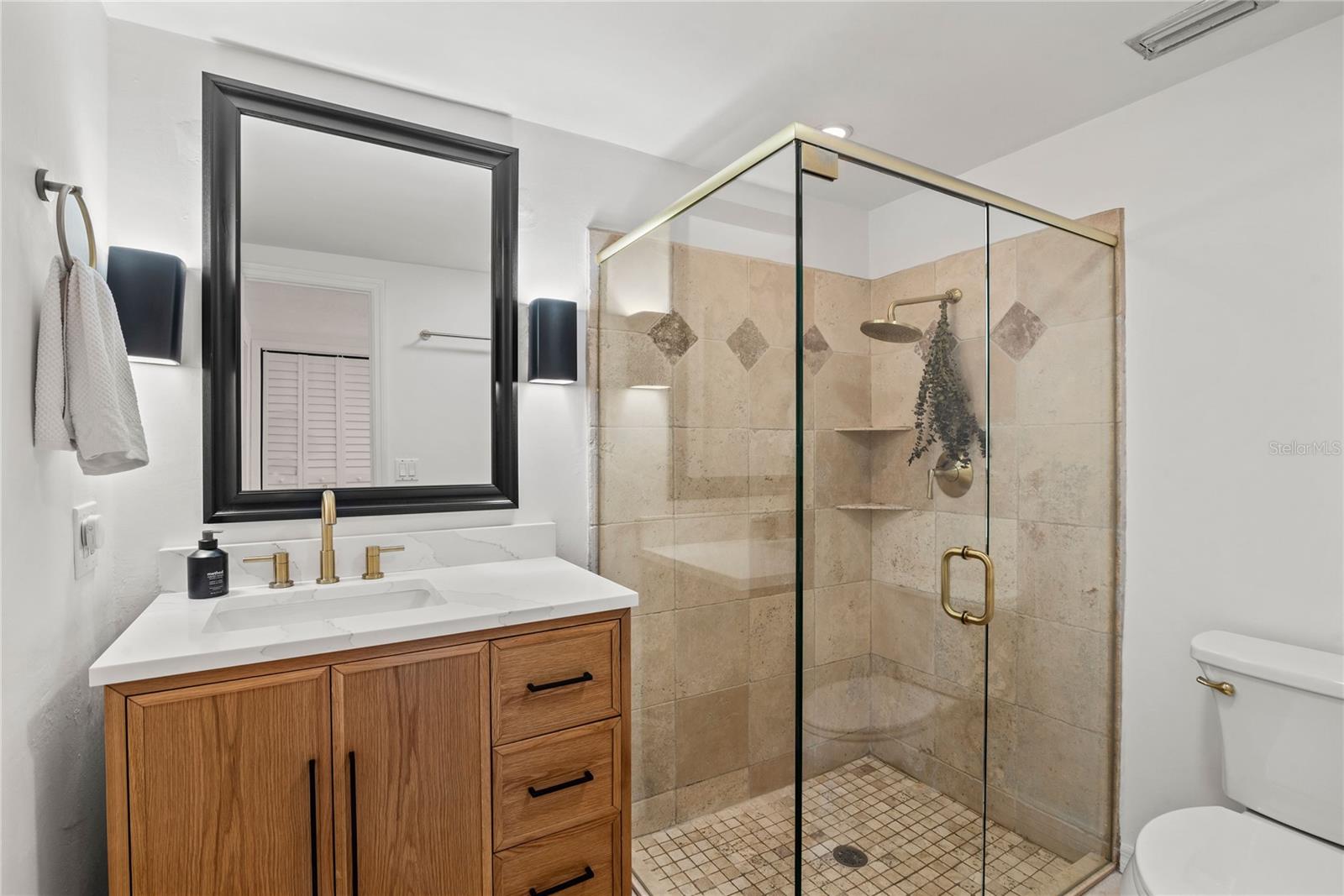 Image 30 of 47 For 1410 Osceola Court
