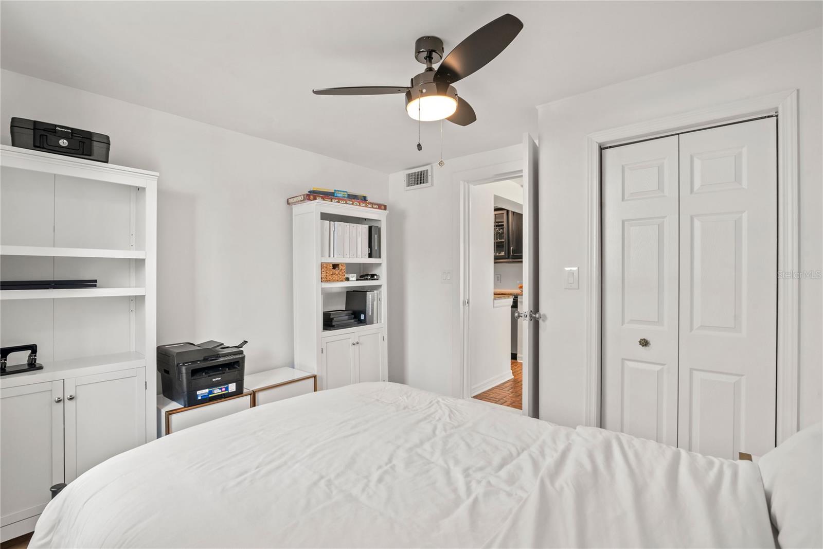 Image 32 of 47 For 1410 Osceola Court