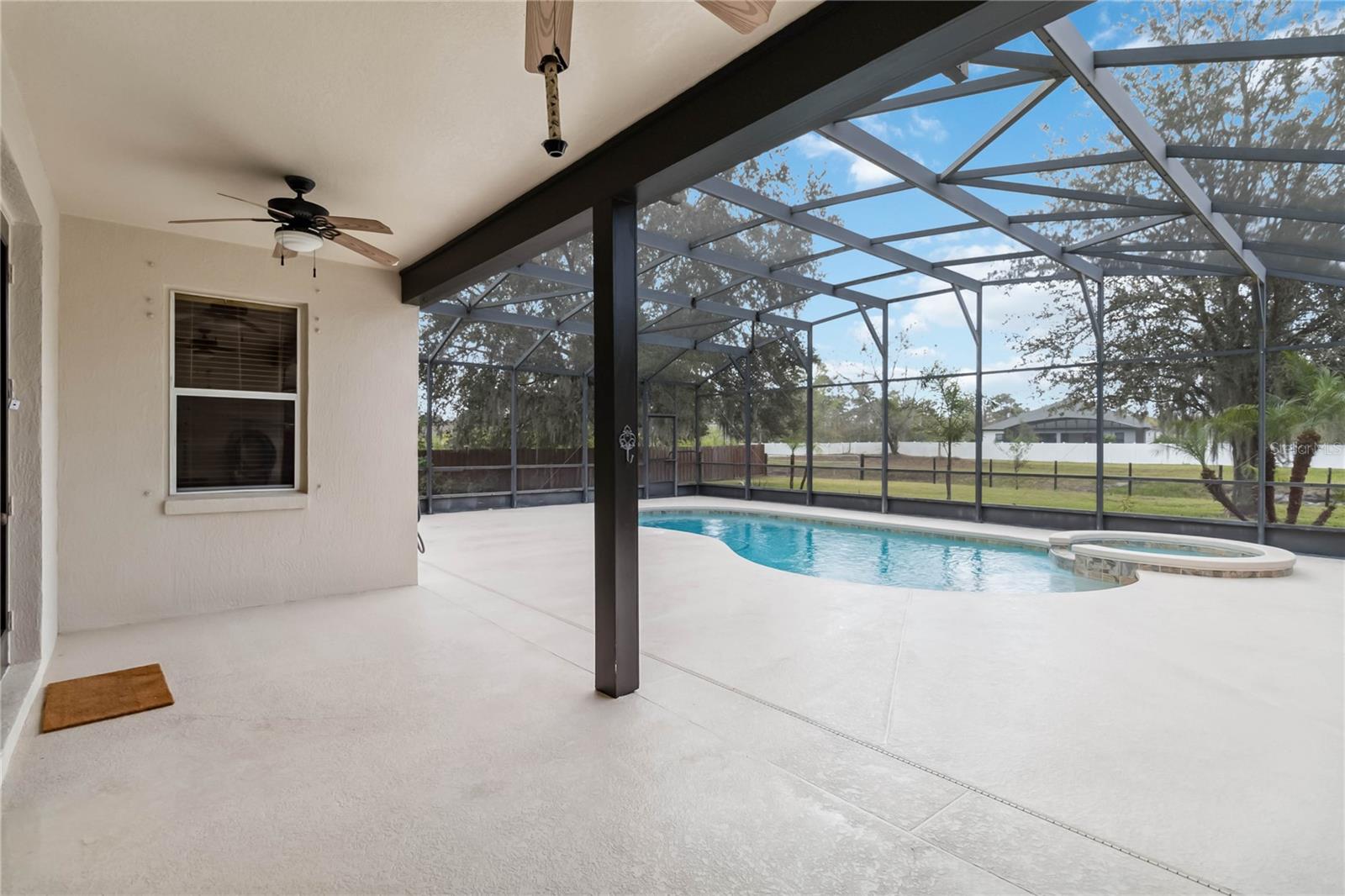 Image 9 of 38 For 18468 Sabal Street