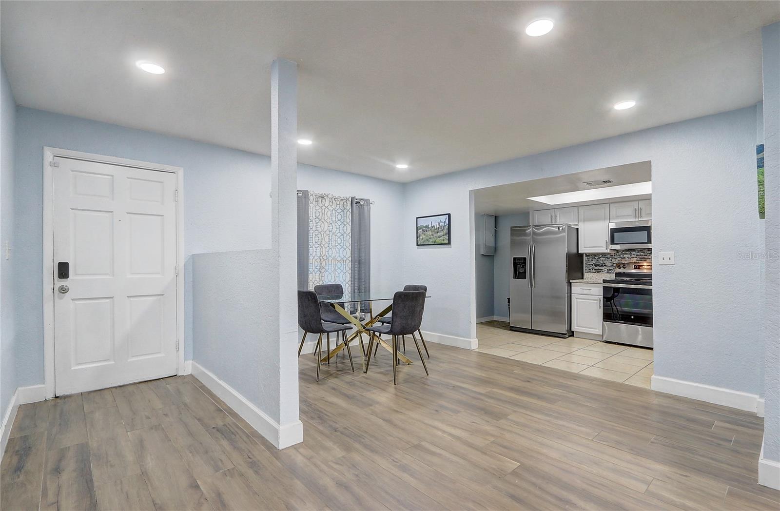 Image 3 of 37 For 2743 Grandola Drive