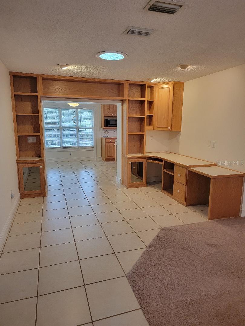 Image 13 of 19 For 2215 Hontoon Rd.