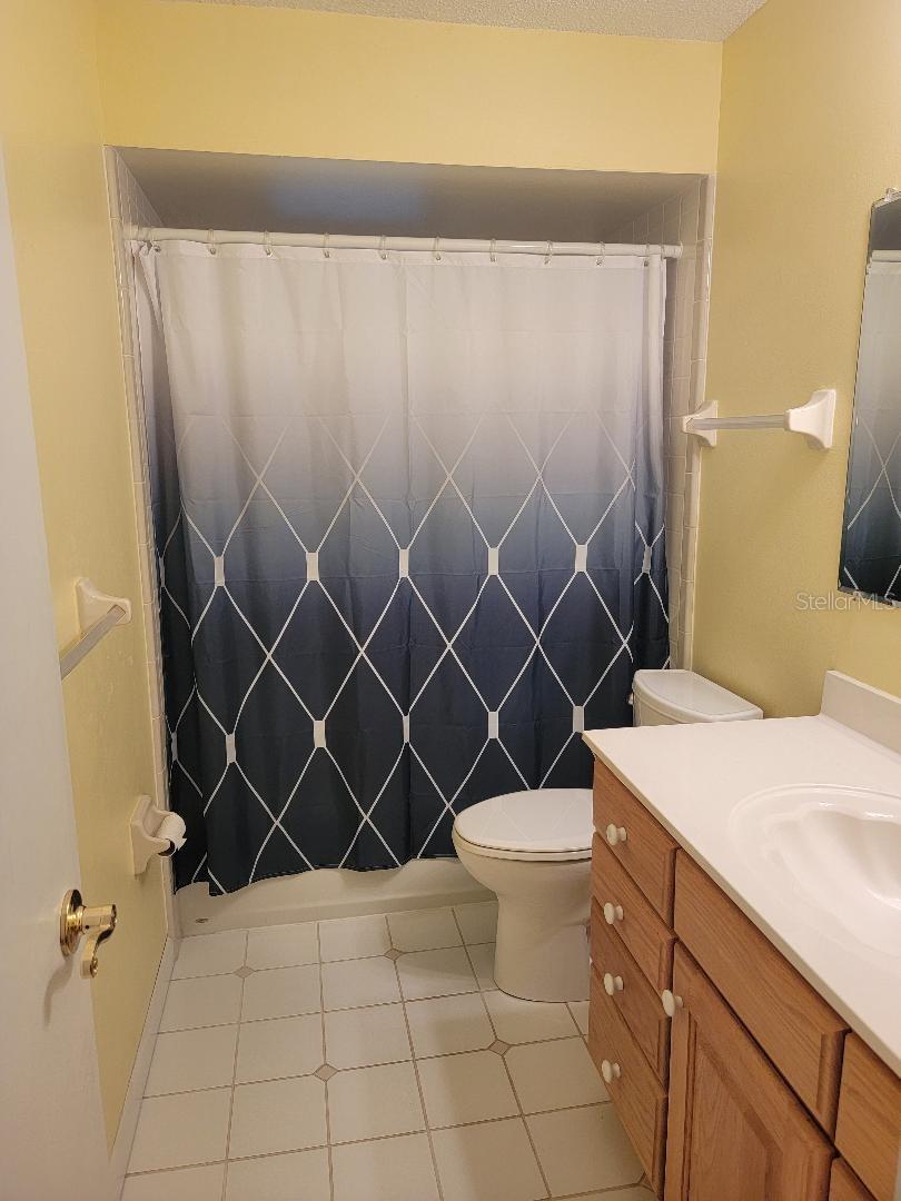 Image 17 of 19 For 2215 Hontoon Rd.