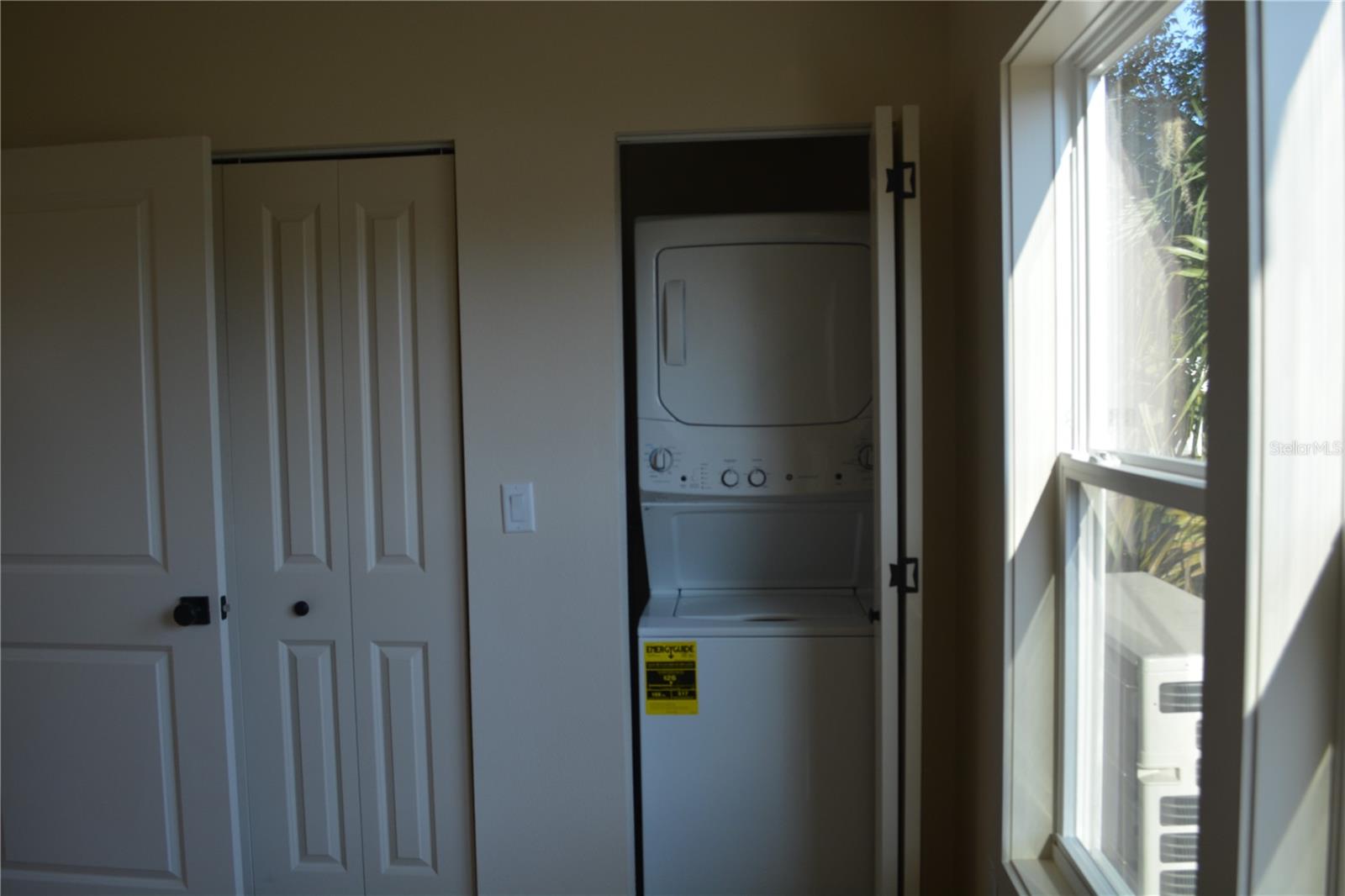 Image 17 of 27 For 630 3rd Street Street