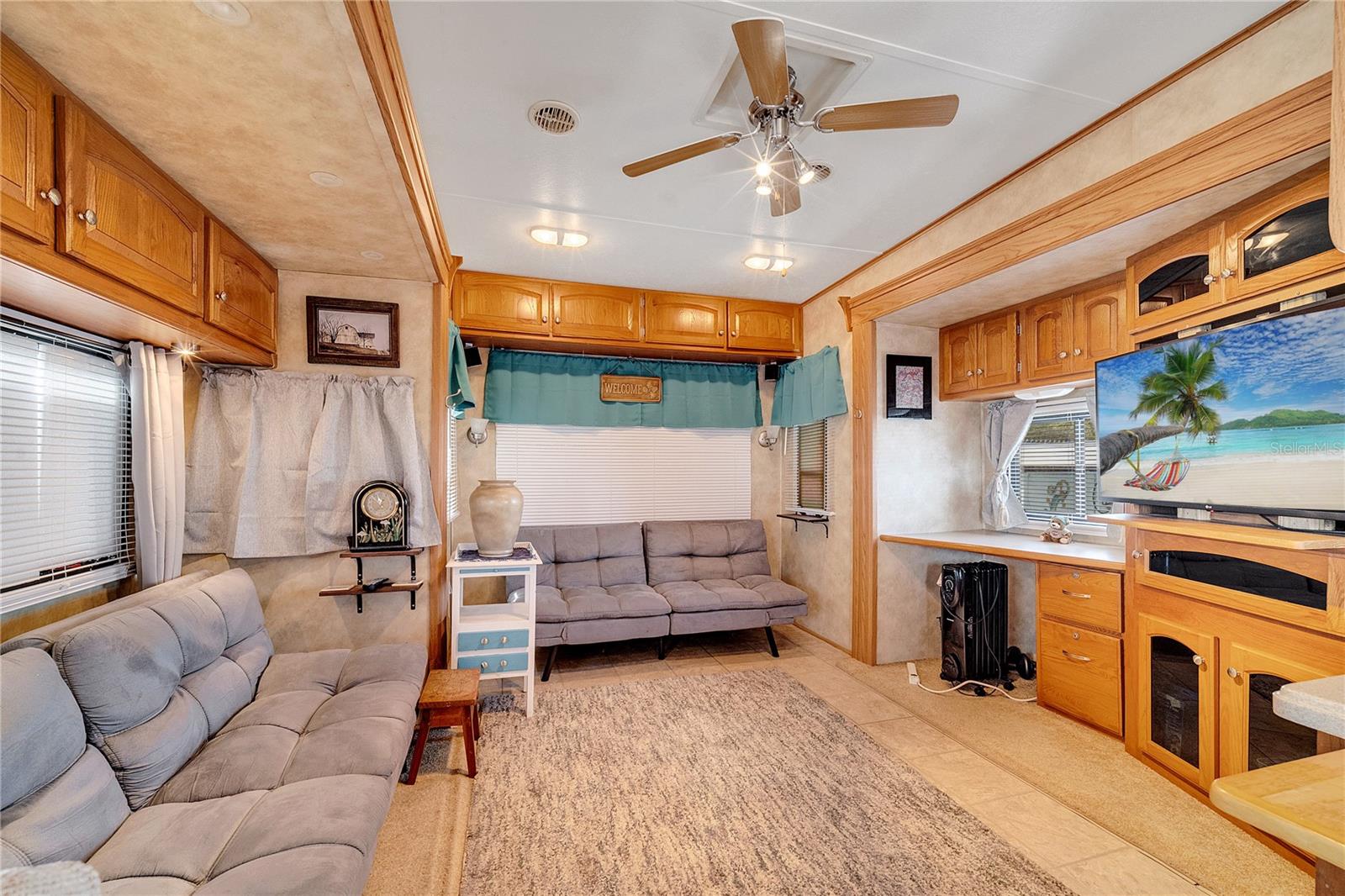 Image 11 of 48 For 11322 Goldfinch Way