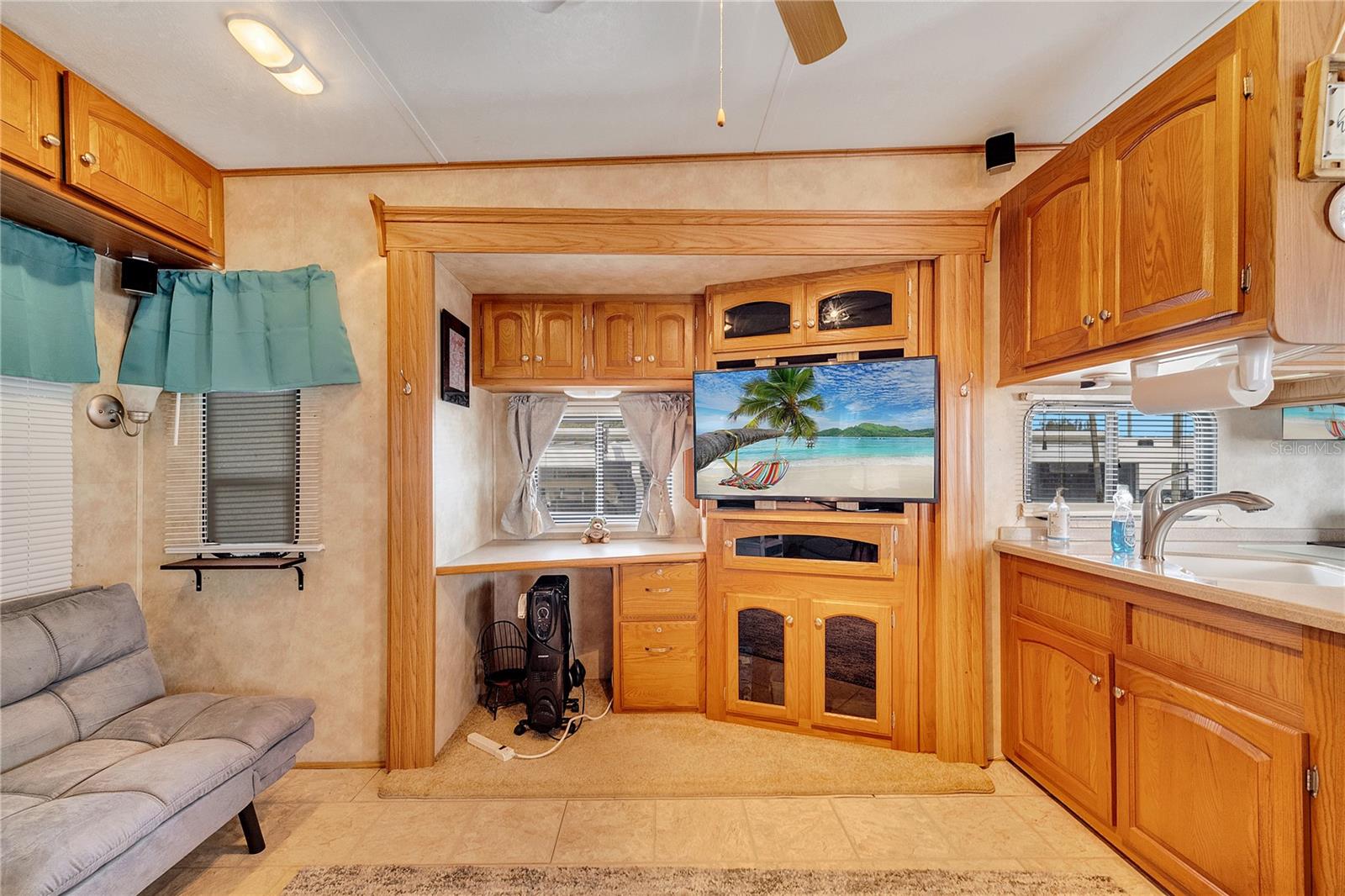 Image 12 of 48 For 11322 Goldfinch Way