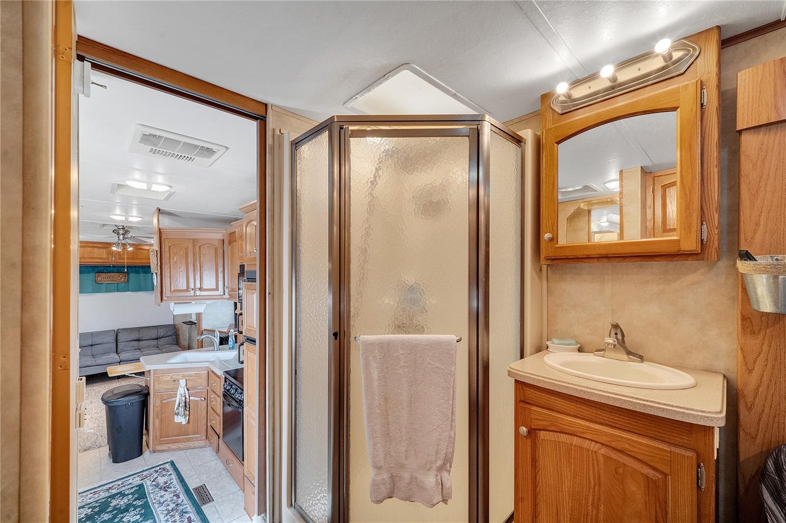 Image 21 of 48 For 11322 Goldfinch Way
