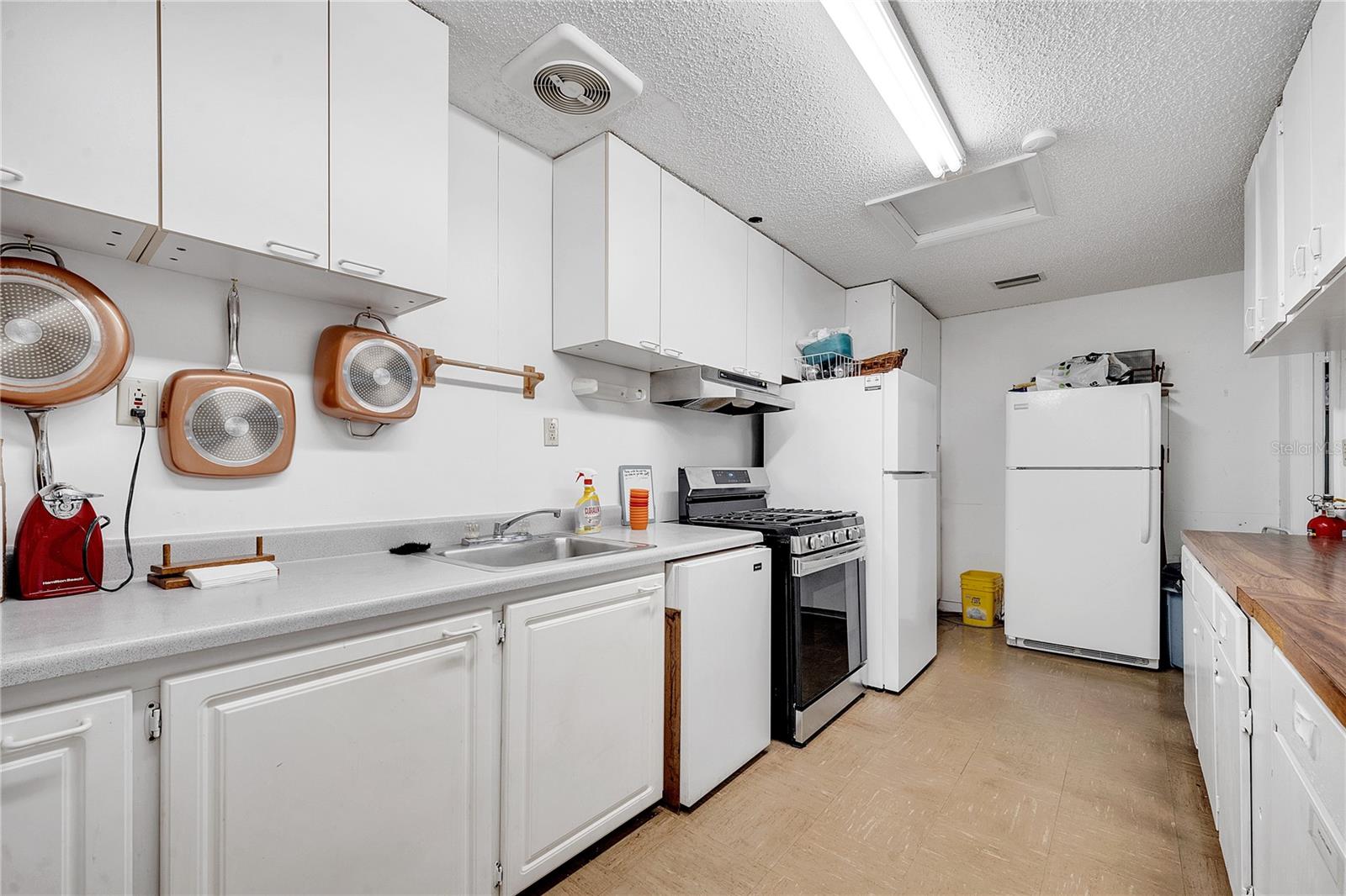 Image 45 of 48 For 11322 Goldfinch Way