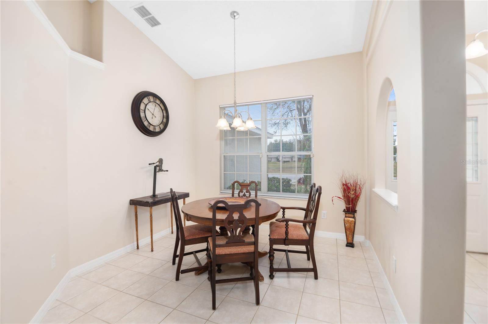 Image 14 of 36 For 3203 Victoria Lane