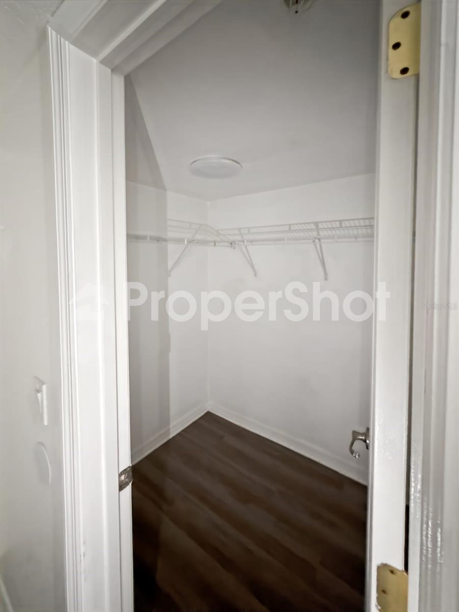 Image 4 of 11 For 2323 Mccoy Road 610