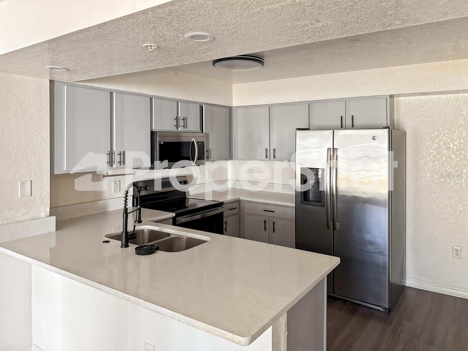 Image 9 of 11 For 2323 Mccoy Road 610