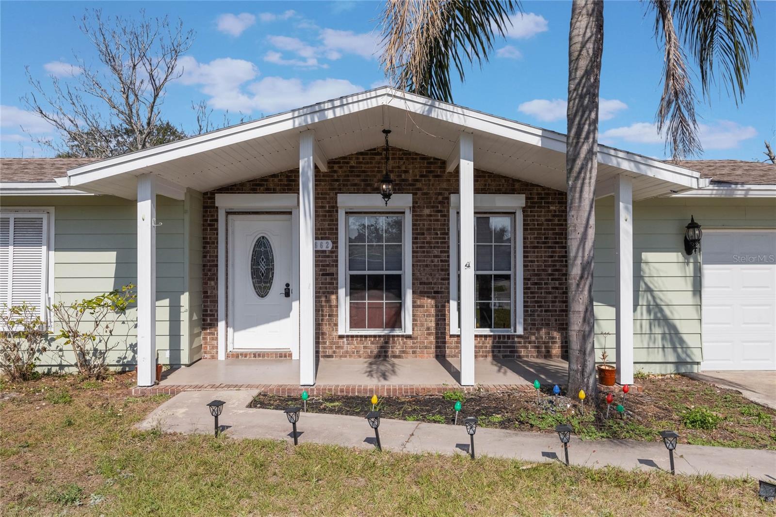 Image 2 of 64 For 2662 Hibiscus Court