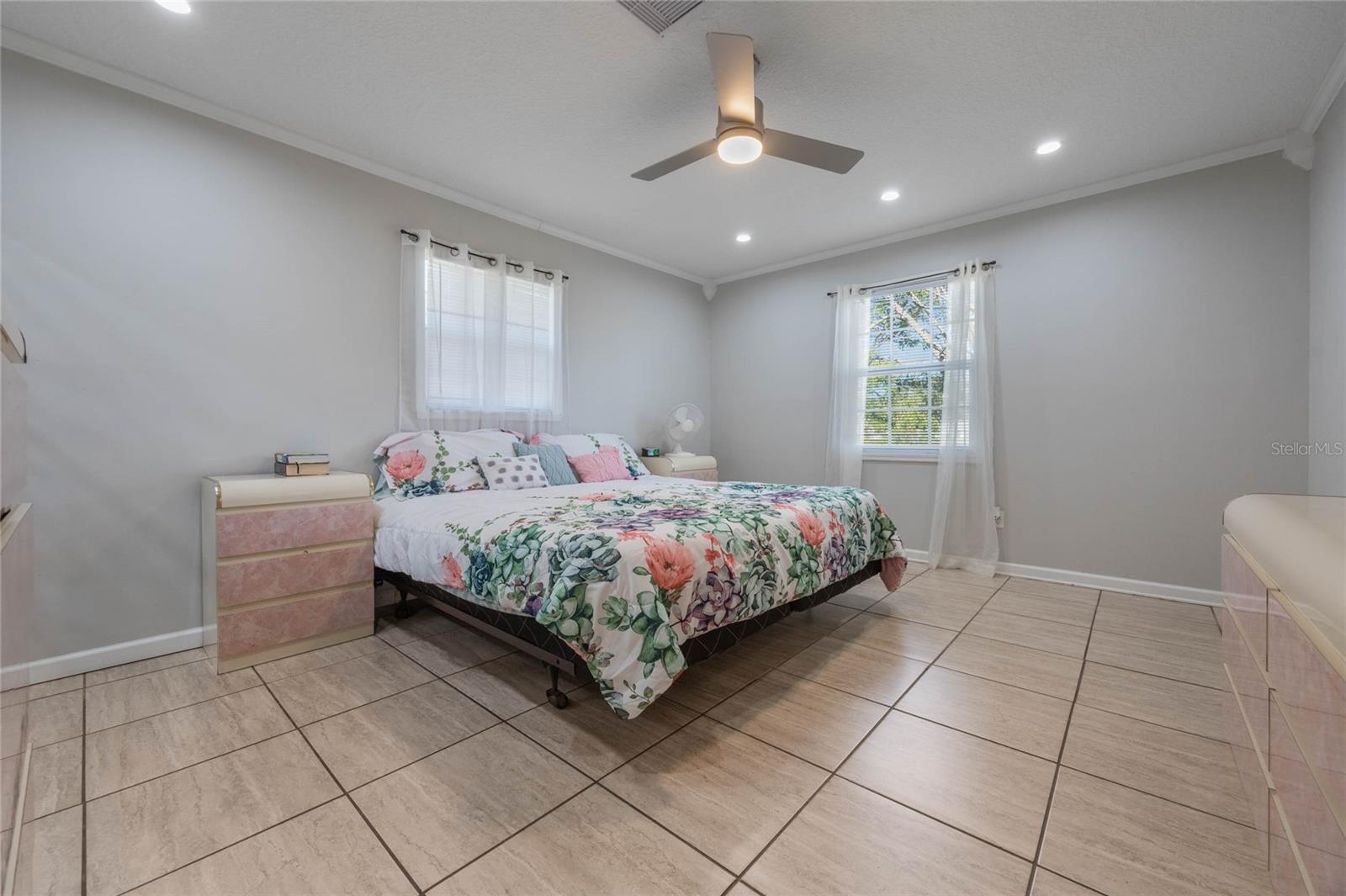 Image 24 of 64 For 2662 Hibiscus Court