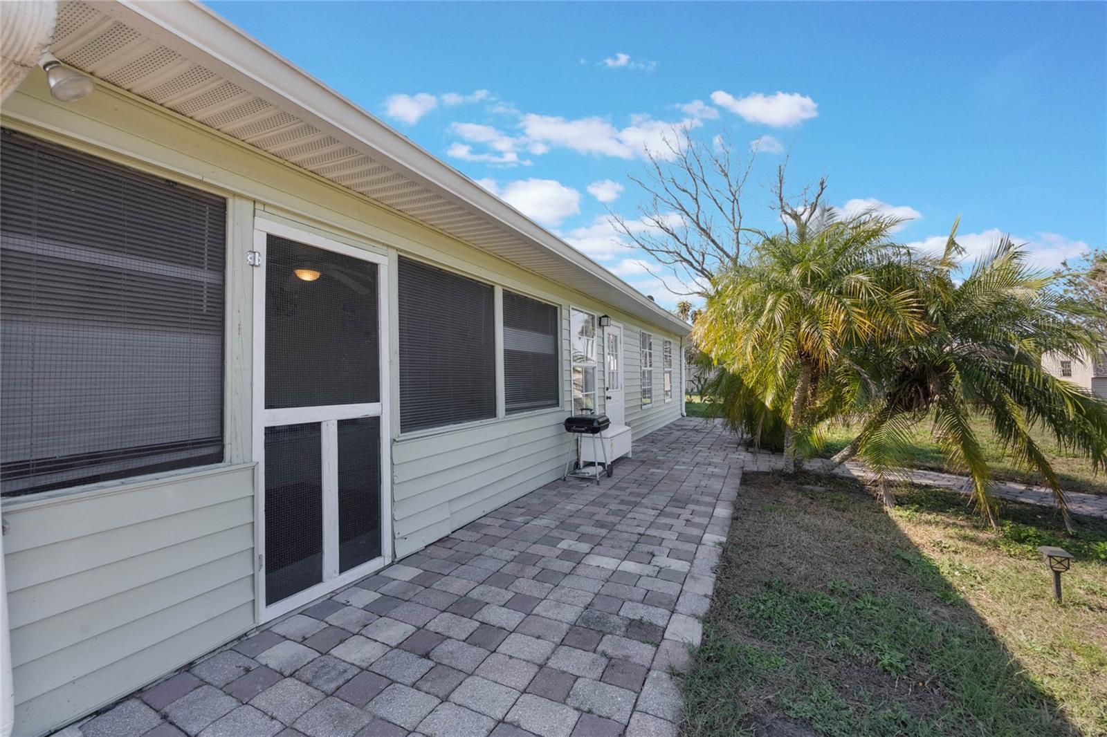 Image 36 of 64 For 2662 Hibiscus Court