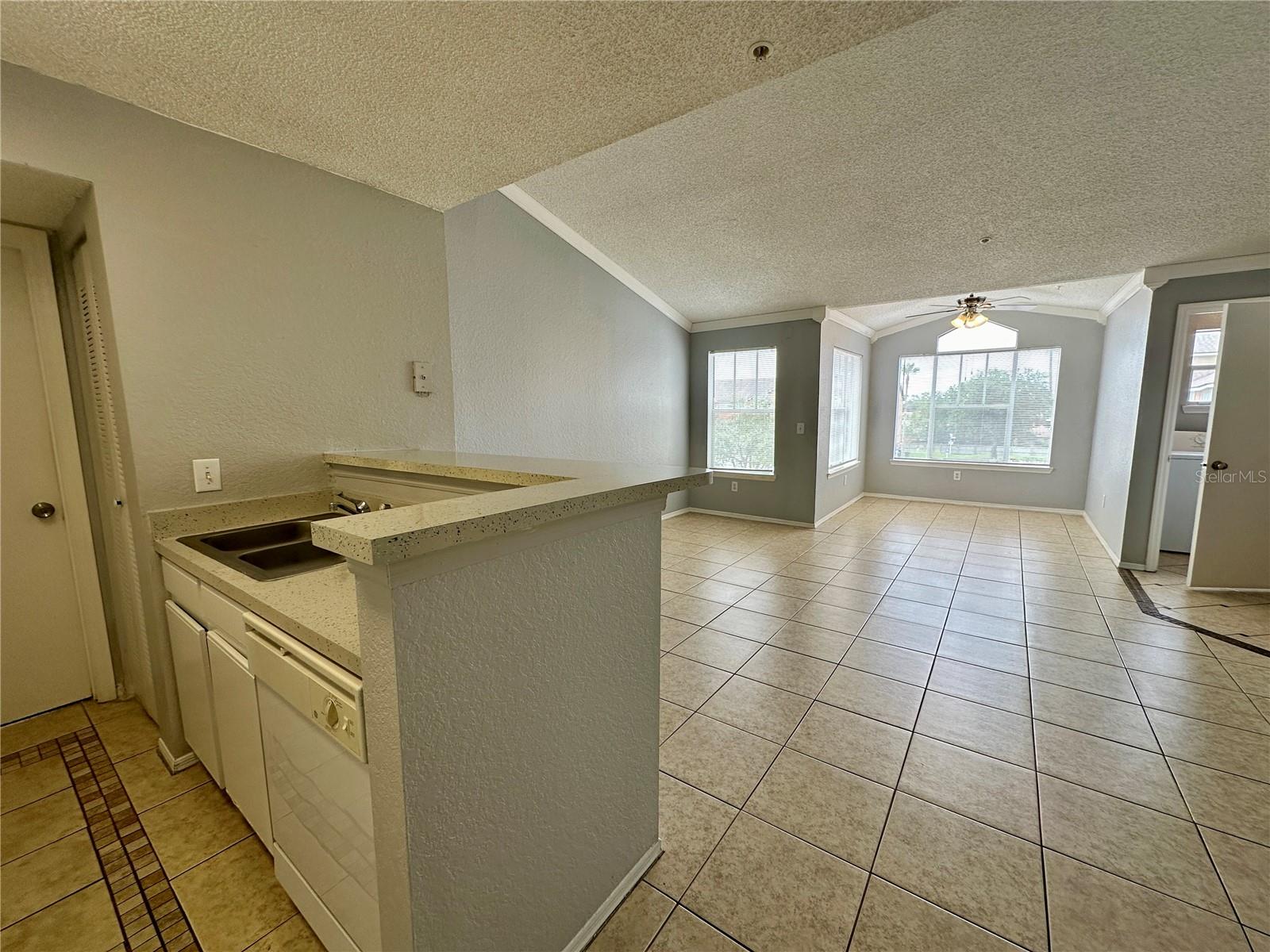 Image 4 of 18 For 2214 Grand Cayman Court 1534