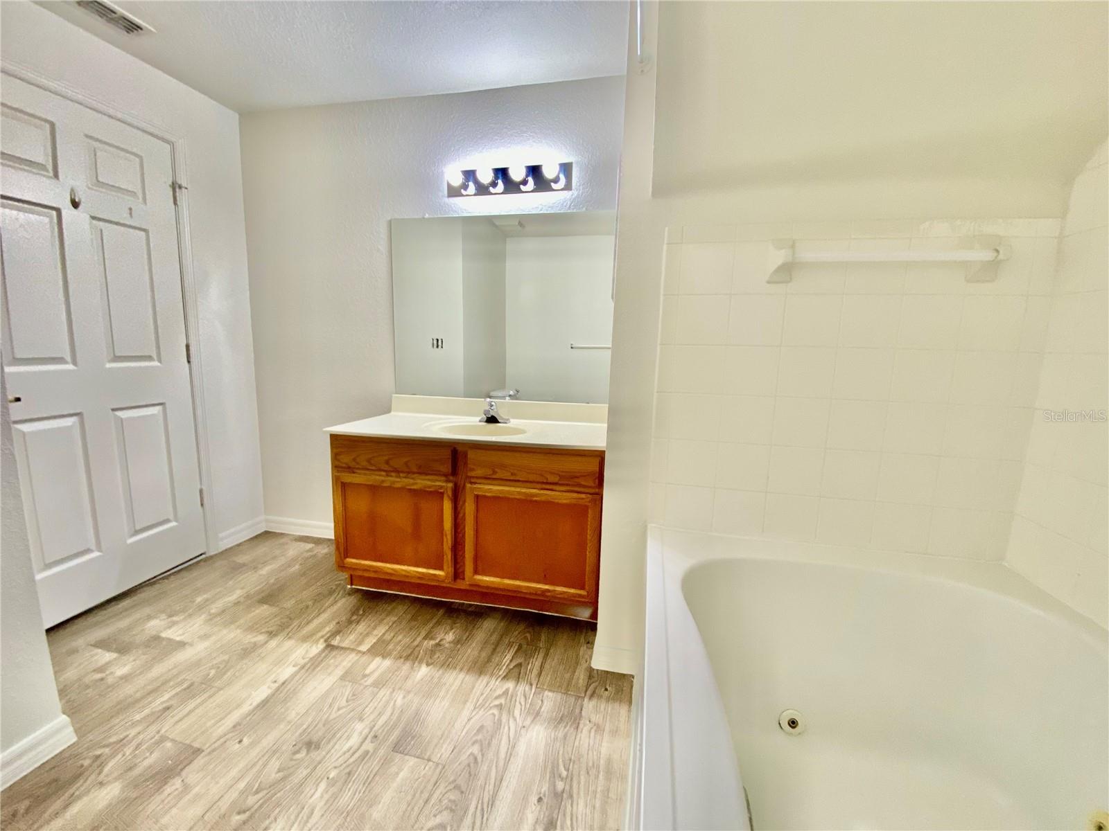 Image 8 of 28 For 2605 Gala Road 103