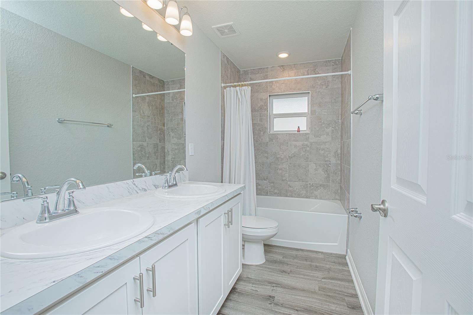 Image 14 of 26 For 5430 Pine Lilly Drive