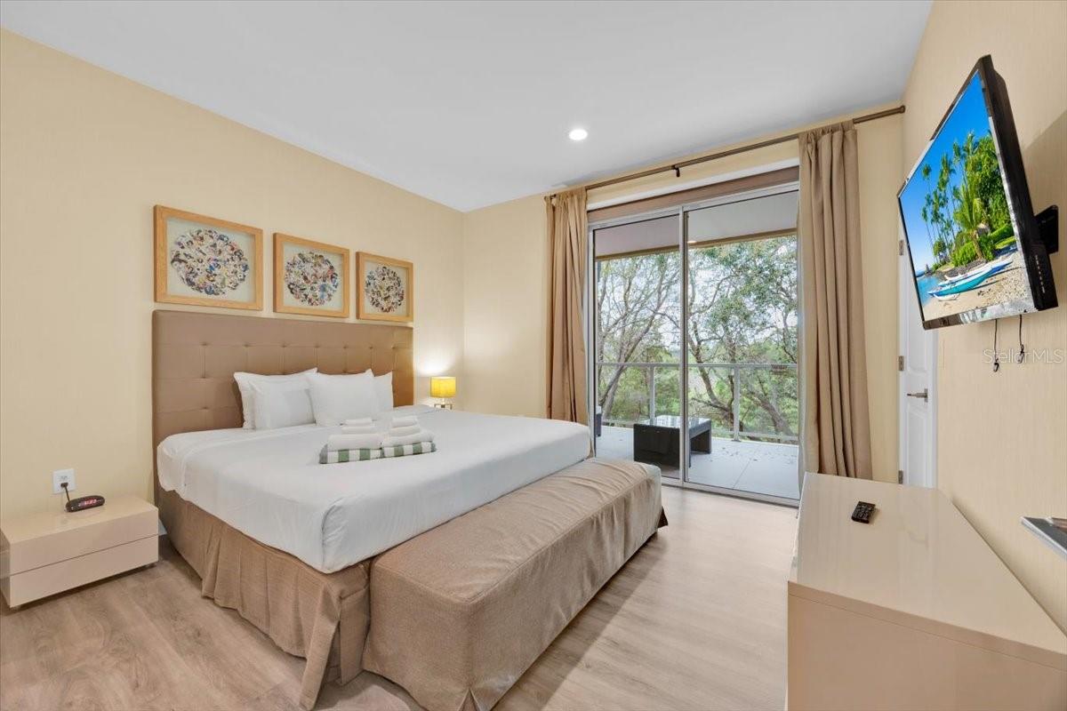 Image 21 of 32 For 7663 Recife Drive