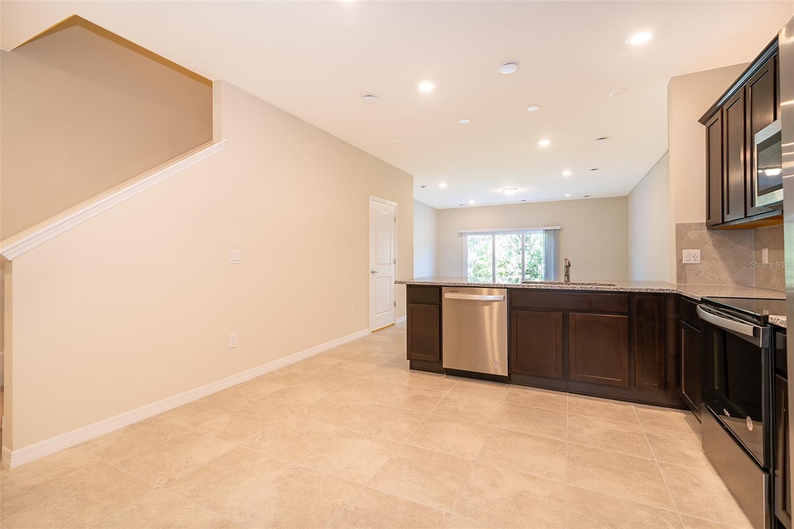 Image 9 of 25 For 4653 Sparkling Shell Avenue