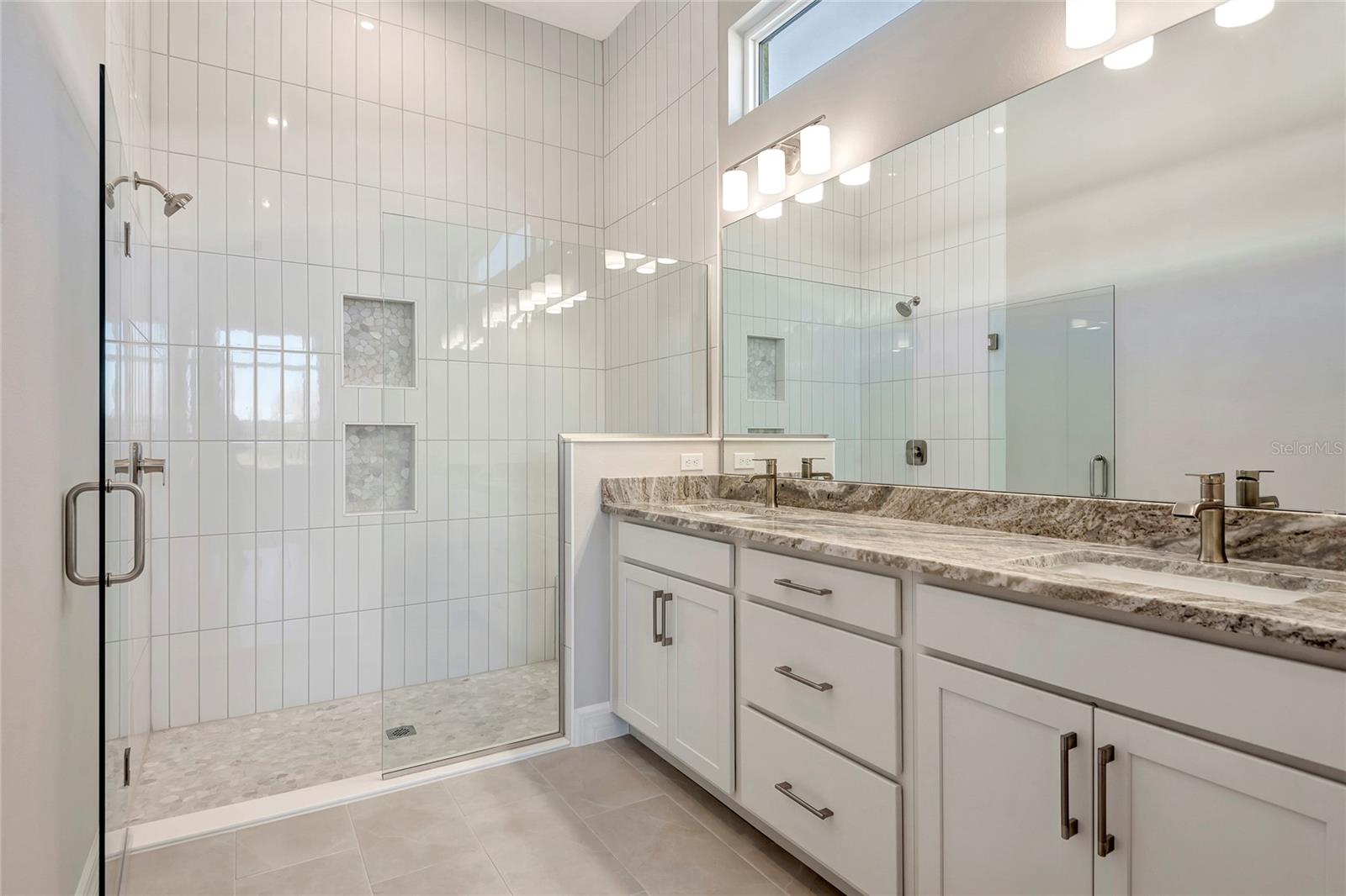 Image 10 of 30 For 889 Megano Boulevard