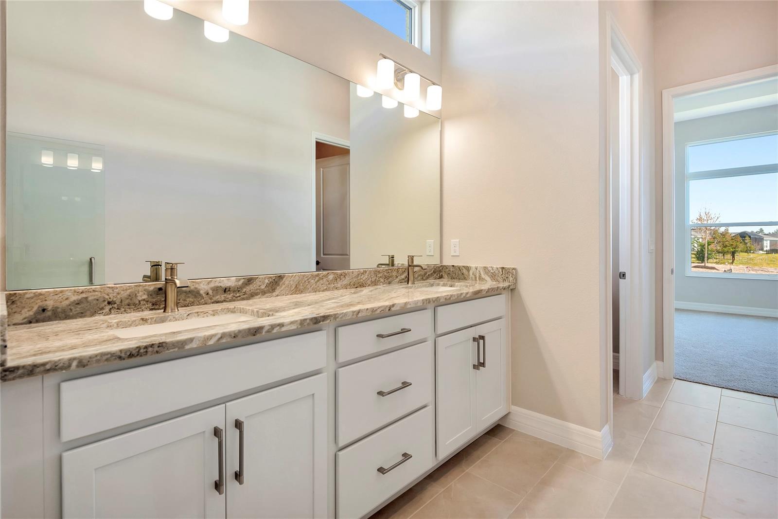 Image 12 of 30 For 889 Megano Boulevard