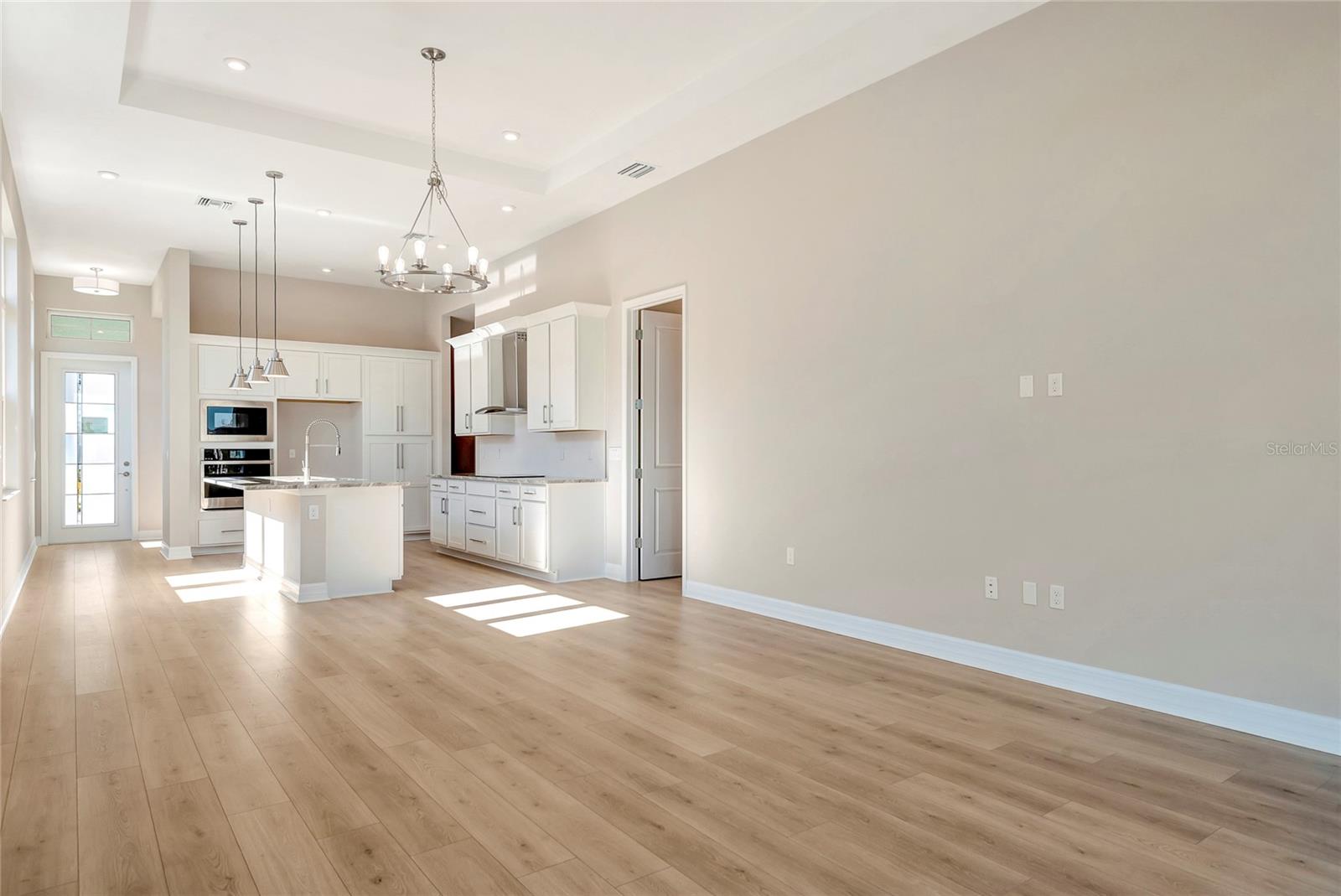 Image 16 of 30 For 889 Megano Boulevard