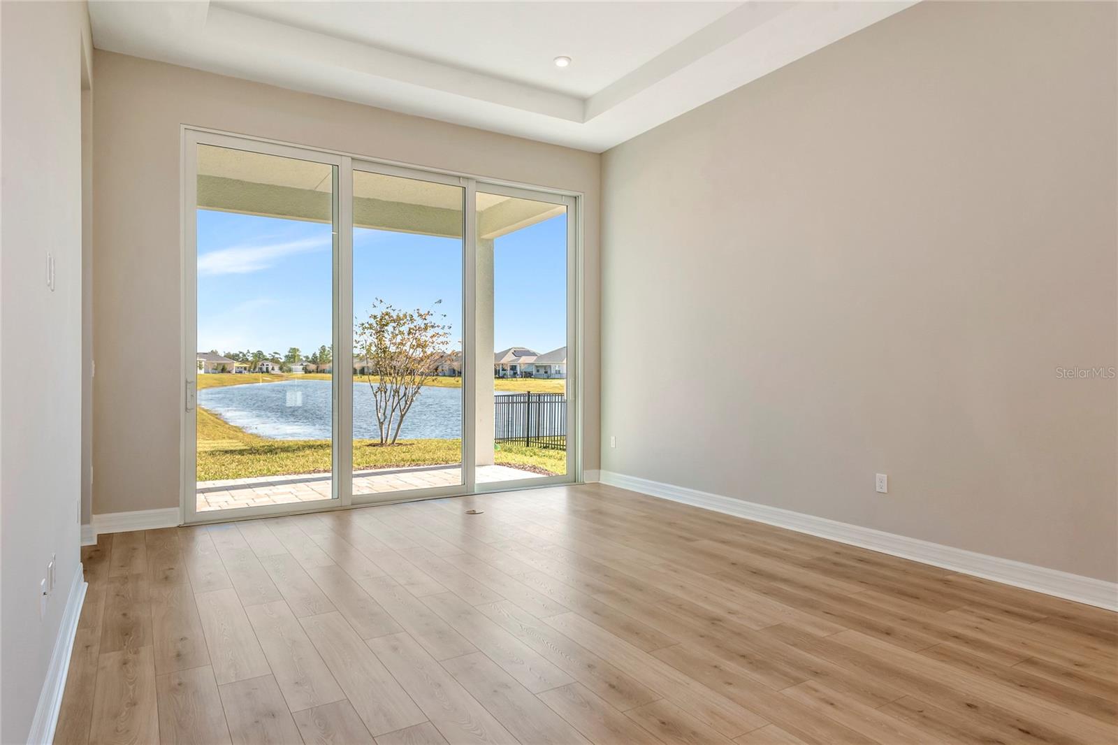 Image 18 of 30 For 889 Megano Boulevard