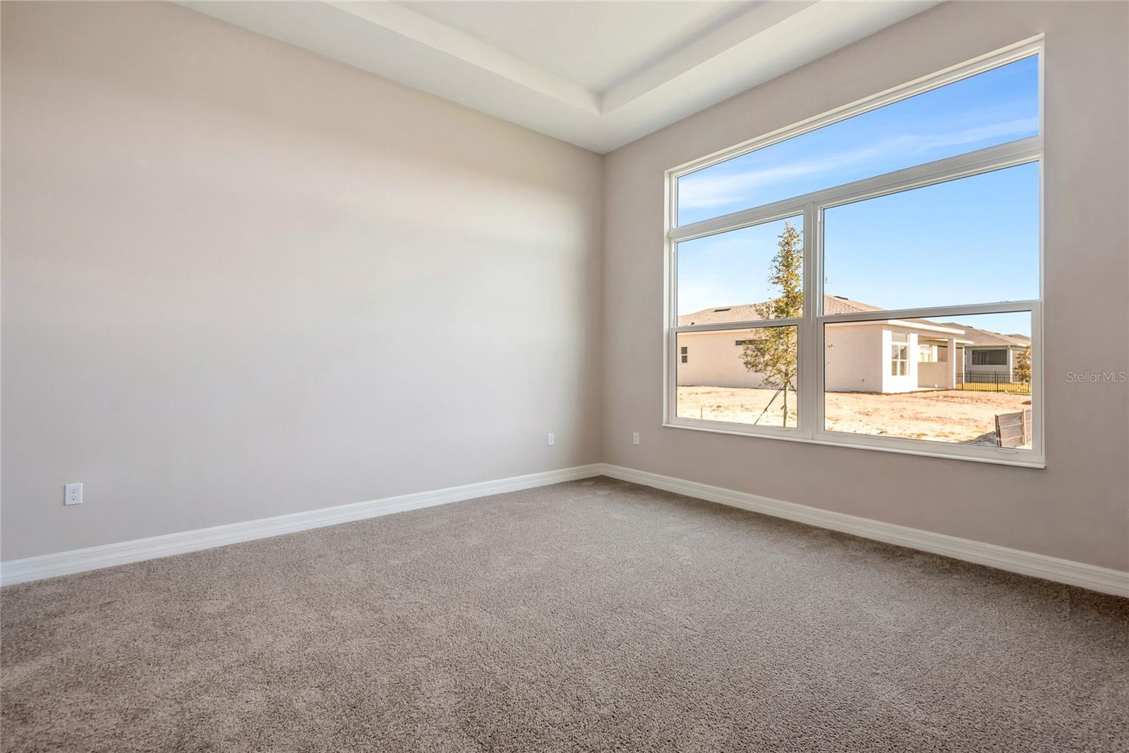 Image 6 of 30 For 889 Megano Boulevard