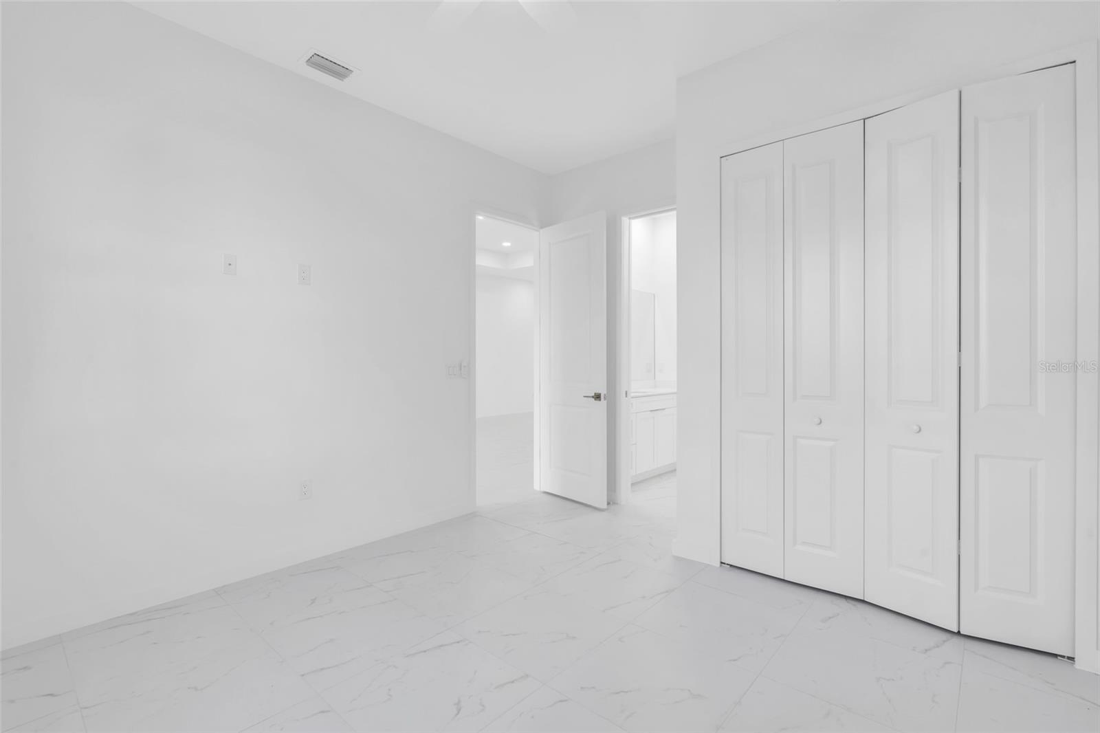 Image 19 of 31 For 3924 38th Street