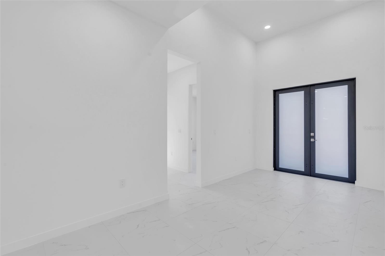 Image 2 of 31 For 3924 38th Street