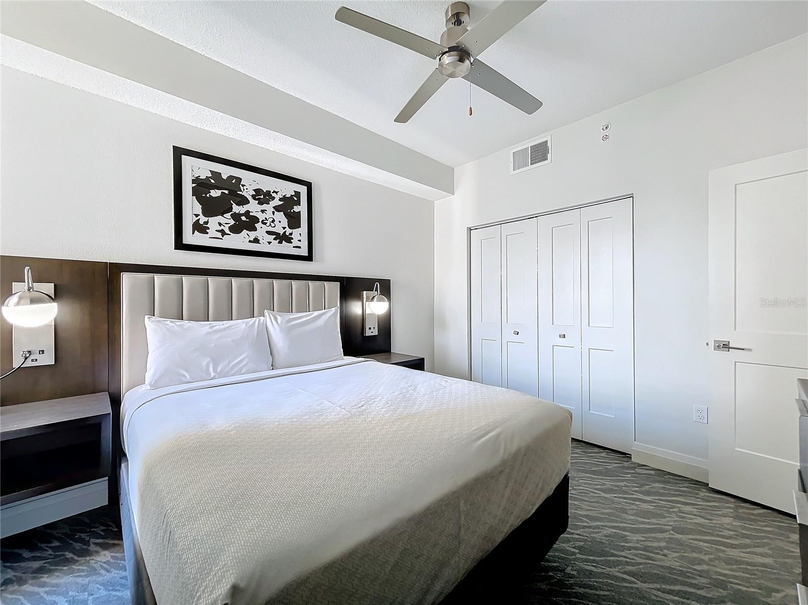 Image 23 of 29 For 14501 Grove Resort Avenue 3733