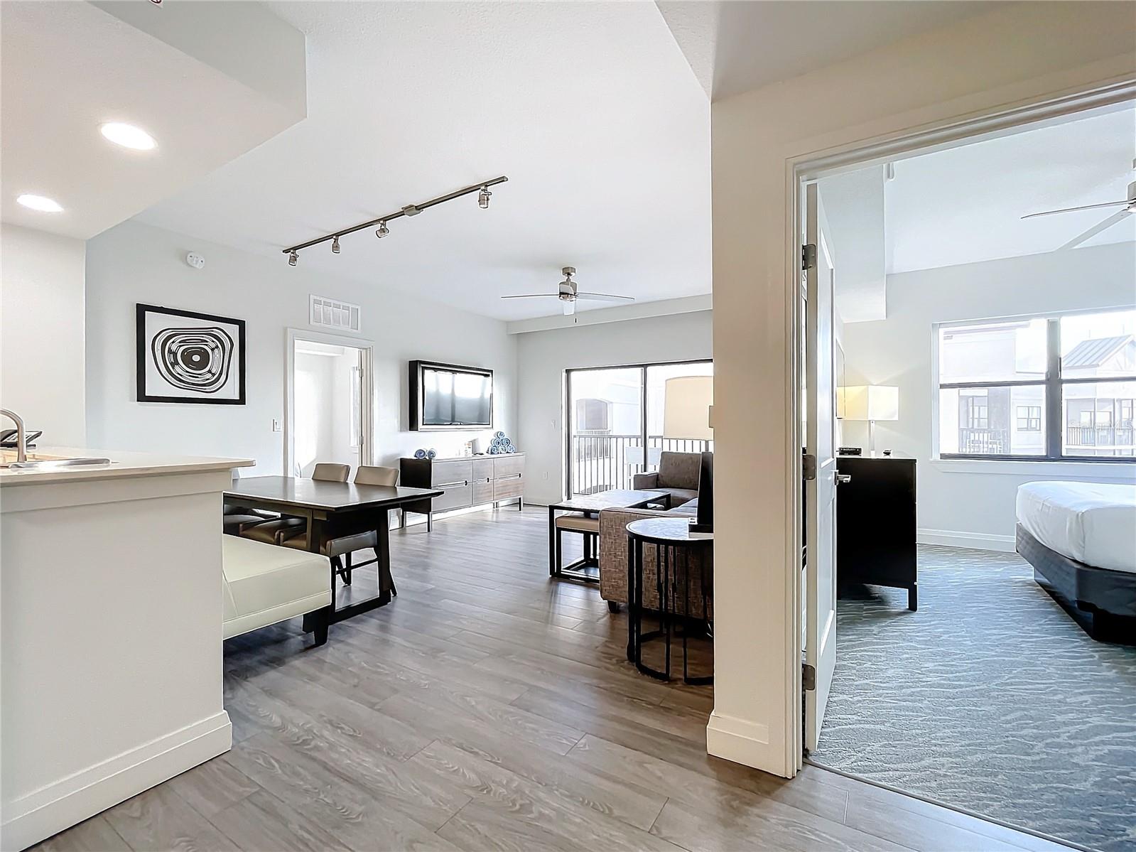 Image 8 of 29 For 14501 Grove Resort Avenue 3733