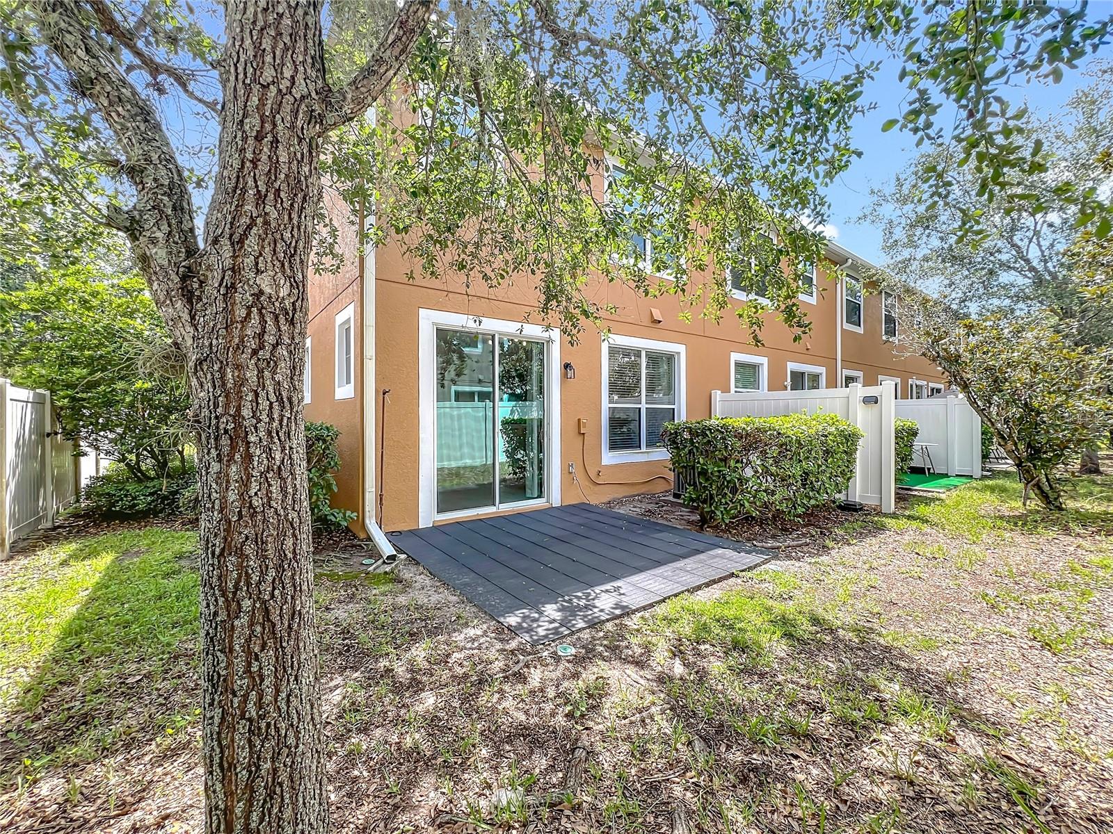 Image 46 of 53 For 9575 Silver Buttonwood Street