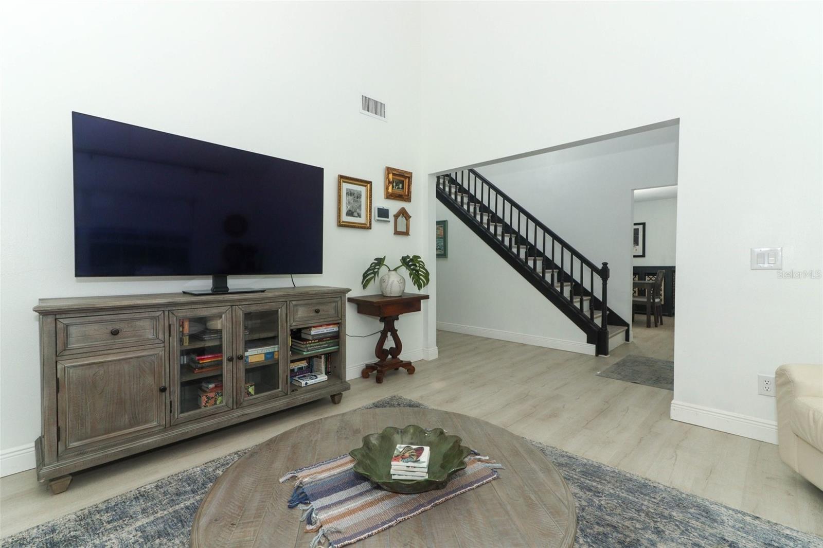 Image 6 of 76 For 5136 Stratemeyer Drive