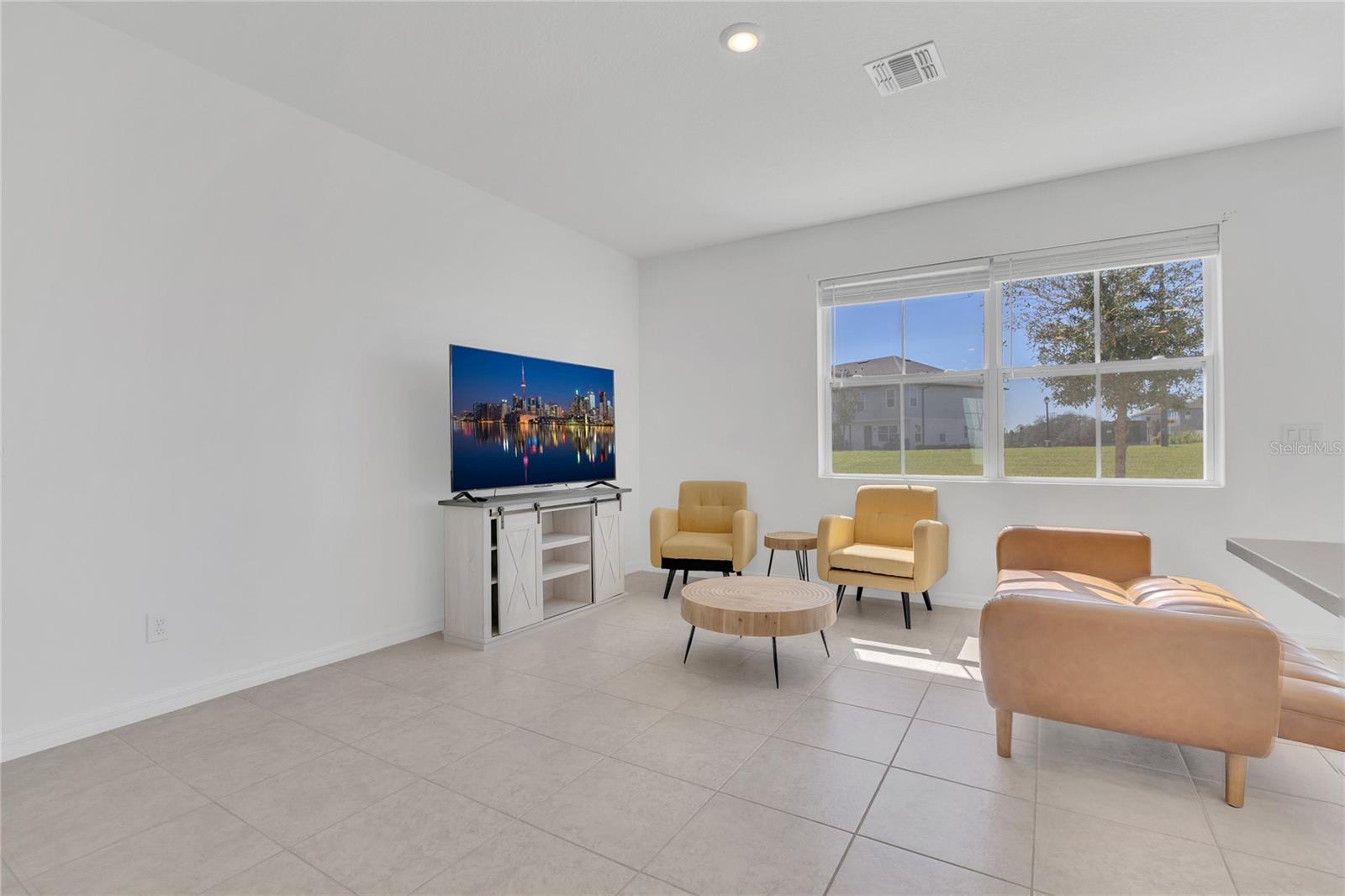 Image 6 of 32 For 1620 Pelican Drive