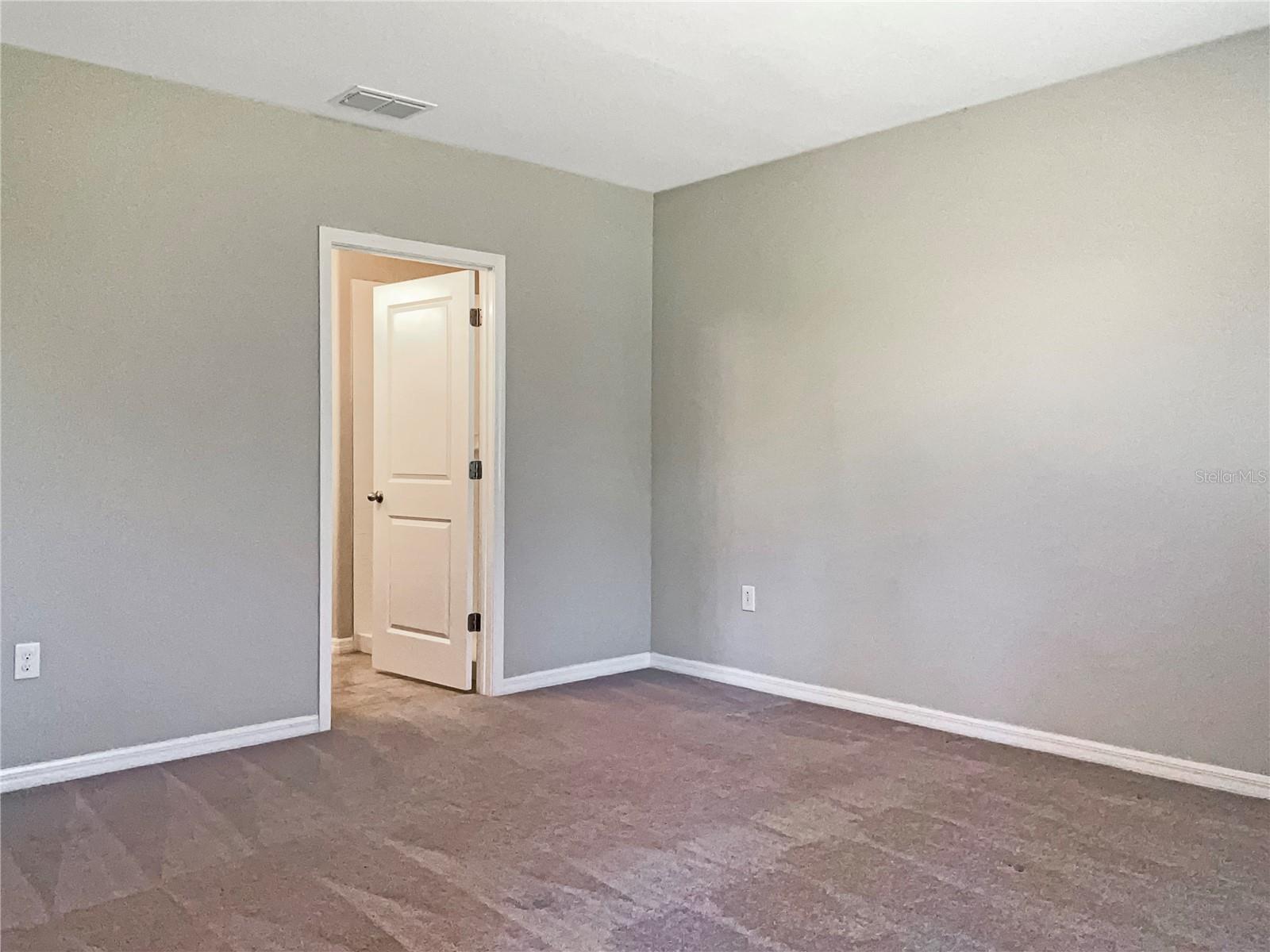 Image 10 of 29 For 14853 Crescent Rock Drive