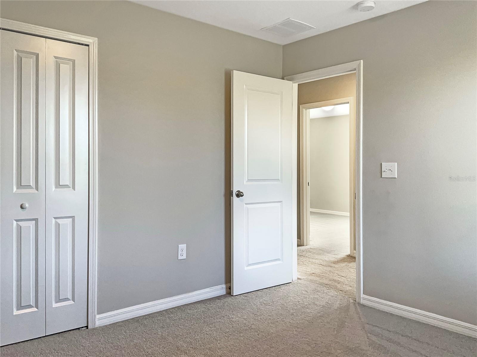 Image 17 of 29 For 14853 Crescent Rock Drive